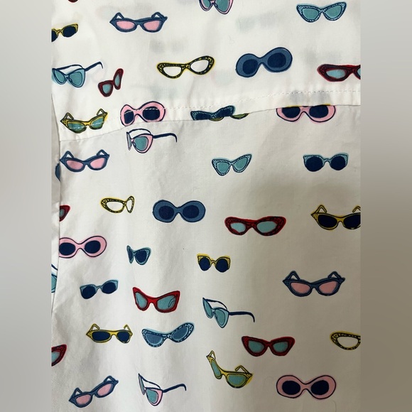 Boden The Classic Shirt button-up shirt in a multi-color sunglasses print - Picture 10 of 11